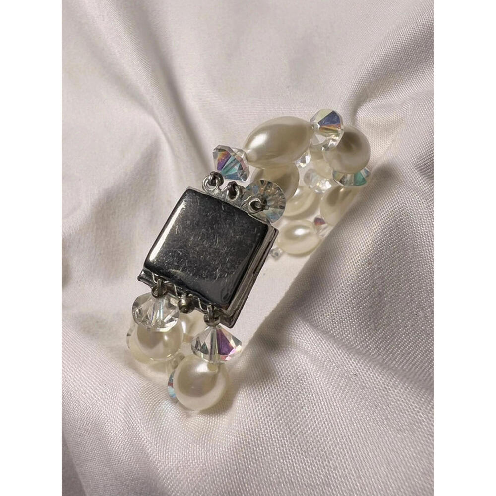 Vintage Faux Pearl AB rhinestone Oval Double Strand Coquette Clasp Bracelet - Picture 5 of 7